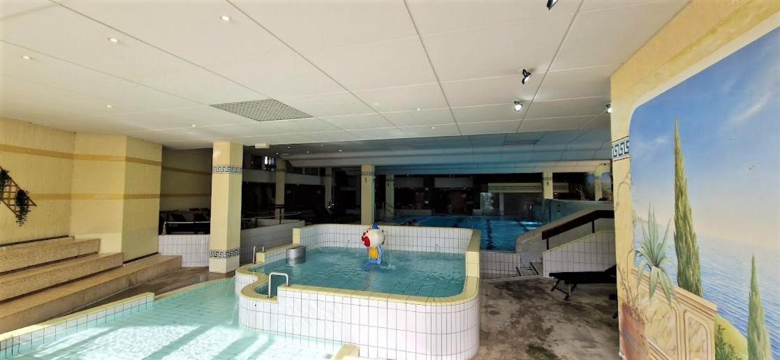 Pools, Sauna Und Balkon Mit Panoramablick ซังคท์แองเกลอมาร์ ภายนอก รูปภาพ