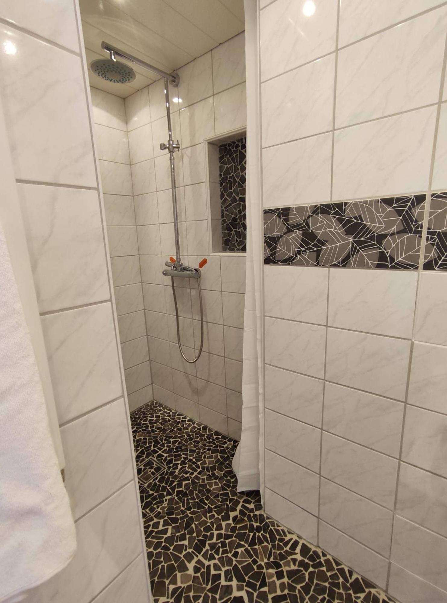 Pools, Sauna Und Balkon Mit Panoramablick ซังคท์แองเกลอมาร์ ภายนอก รูปภาพ